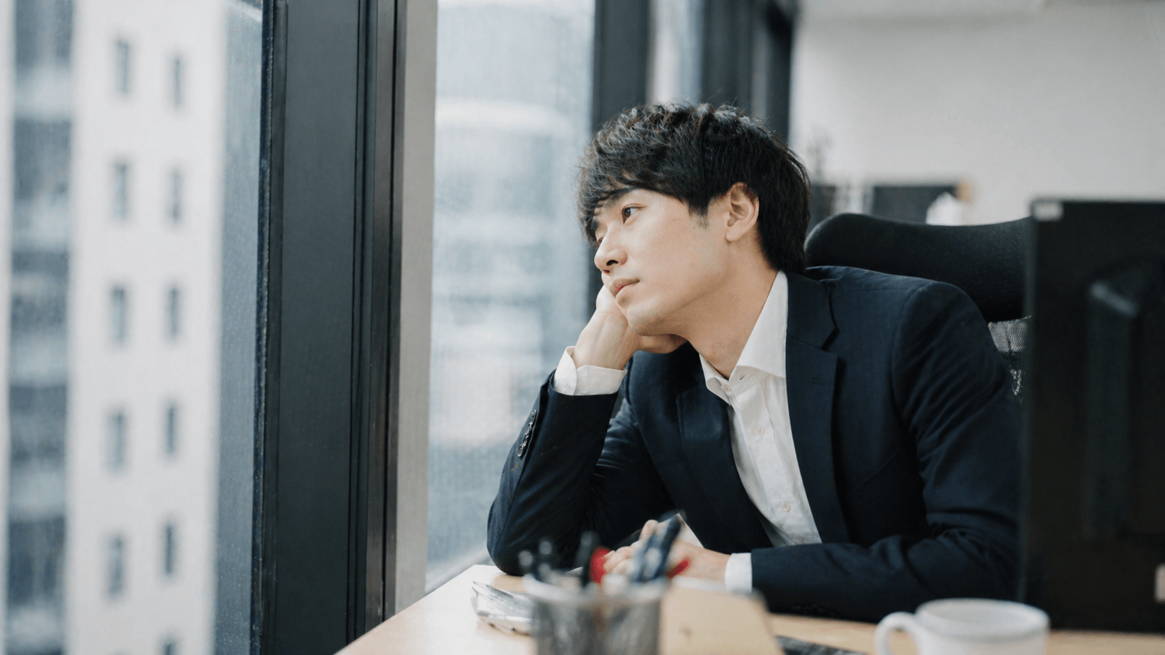 5月病 仕事辞めたい 悩む会社員